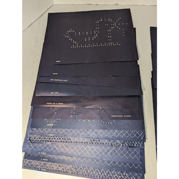 Vintage 1967 Lite Brite Lot Hasbro Hassenfield Bros. Pegs Sheets Extra's - Picture 11 of 15